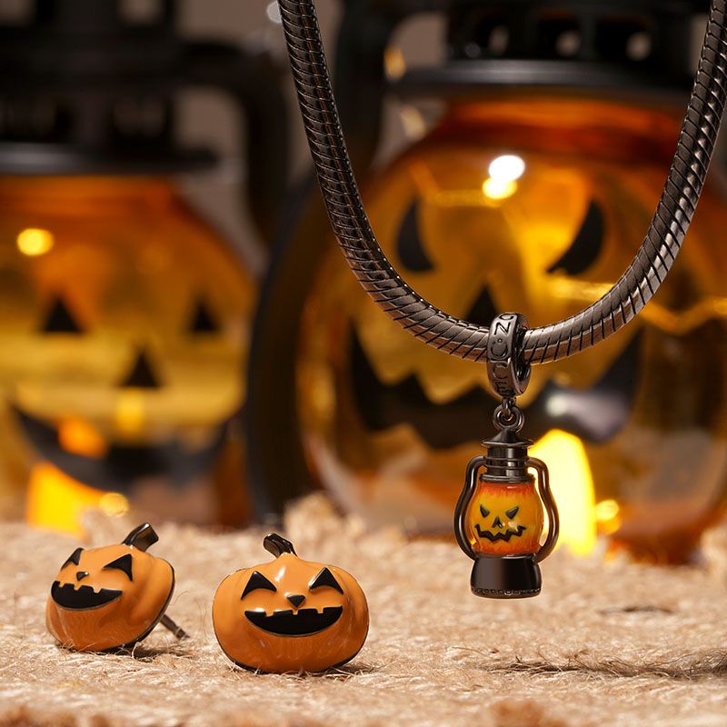 Pumpkin Stud Earrings