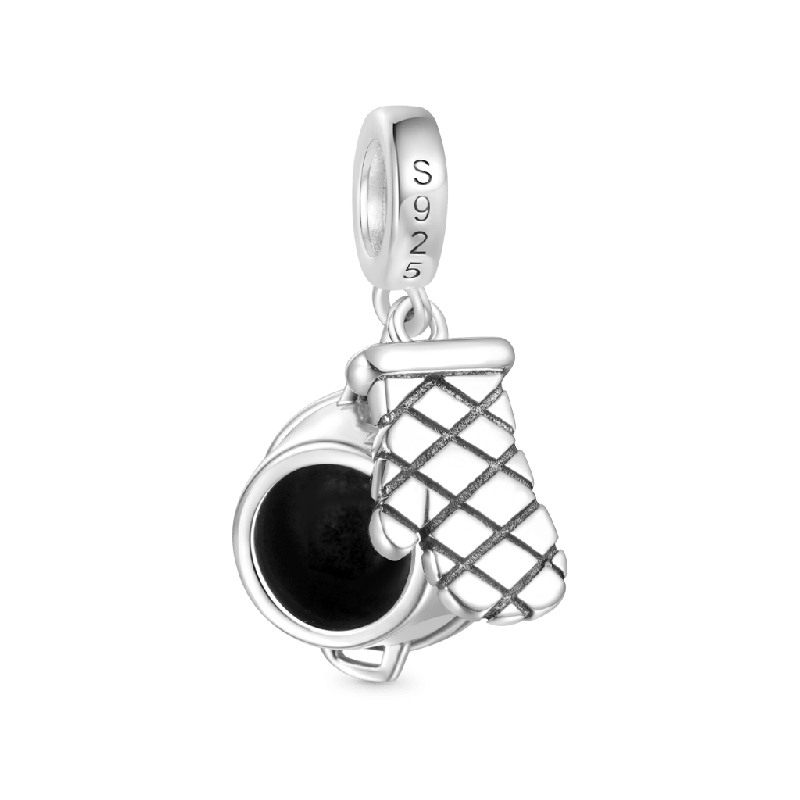 Kitchenware Gloves & Pot Pendant