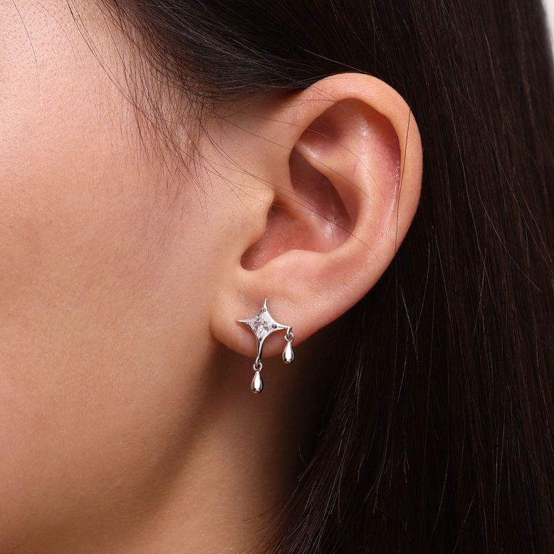 Cz Dripping Star Stud Earrings