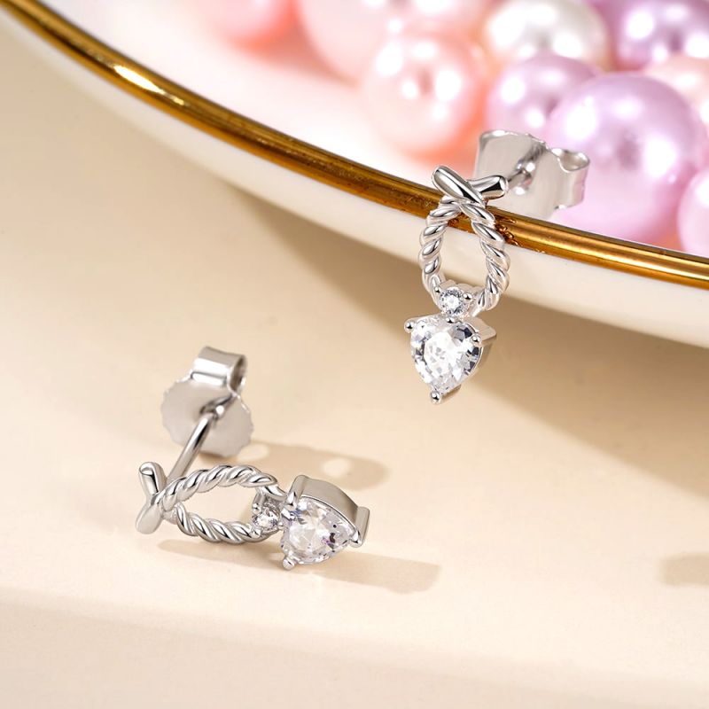Heart Twisted Rope Stud Earrings