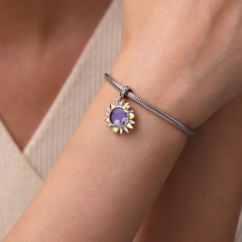 Starry Night Sunflower Glow-in-the-Dark Pendant