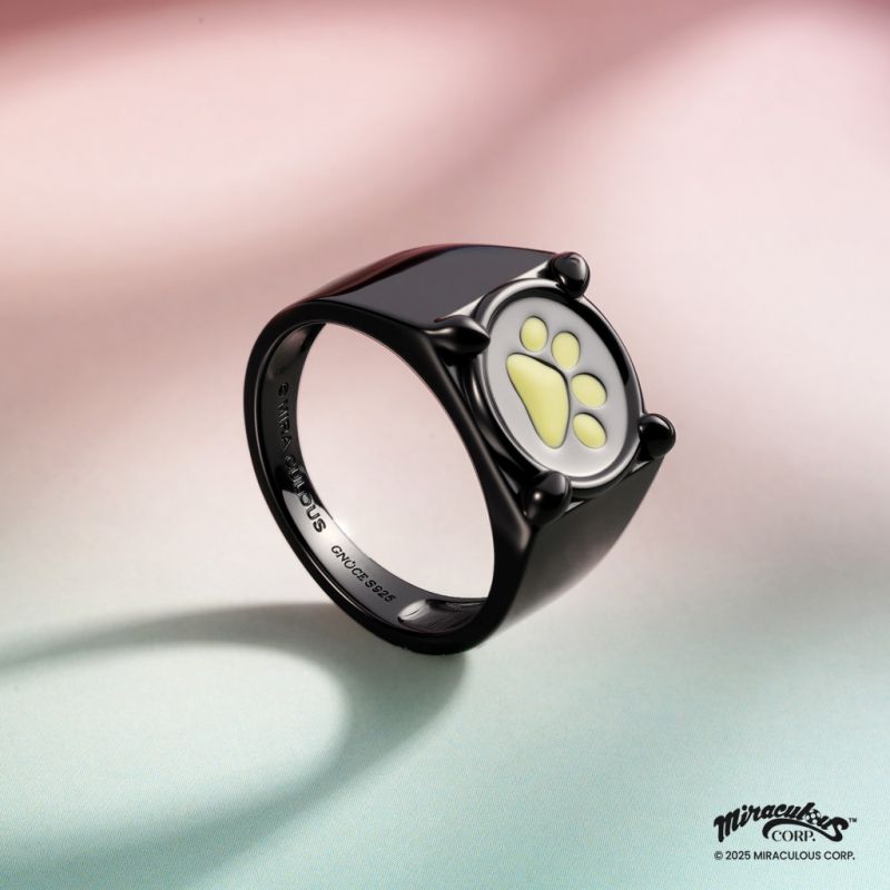 Cat Noir Glow-in-the-Dark Ring
