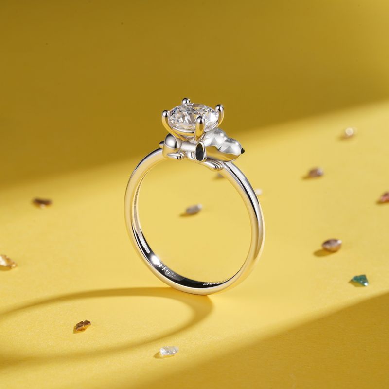Peanuts Snoopy Moissanite Ring