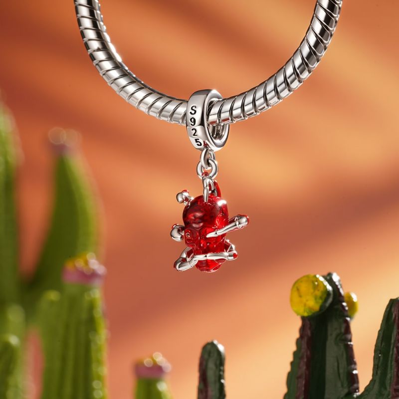 Blood Spider Skull Pendant