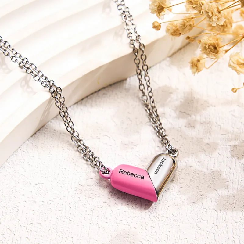 Engraving Couple Necklace
